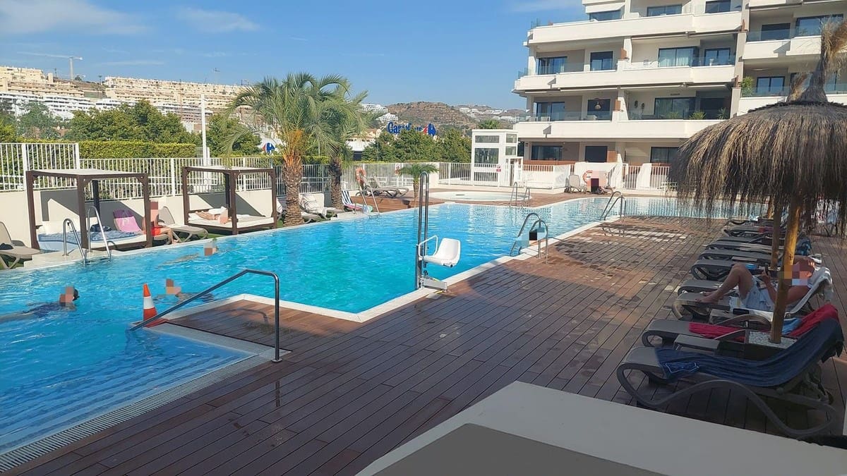 3 bedroom Apartment for sale in La Cala de Mijas with pool garage - € 795,000 (Ref: 9198287)