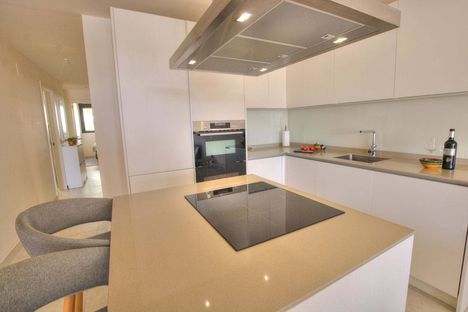 3 bedroom Apartment for sale in La Cala de Mijas with pool garage - € 795,000 (Ref: 9198287)