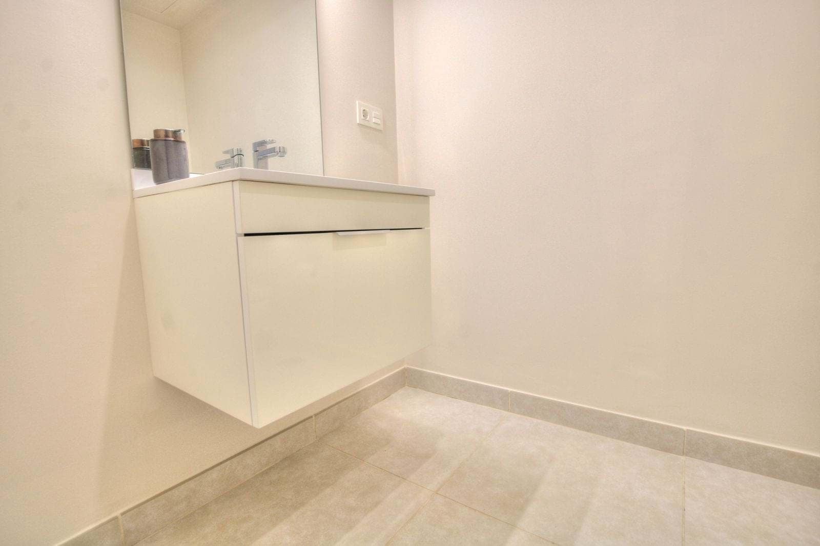 3 bedroom Apartment for sale in La Cala de Mijas with pool garage - € 795,000 (Ref: 9198287)