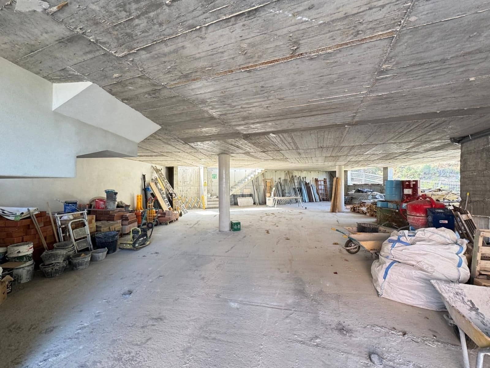 4 bedroom Villa for sale in Mijas with pool garage - € 1,850,000 (Ref: 9198339)