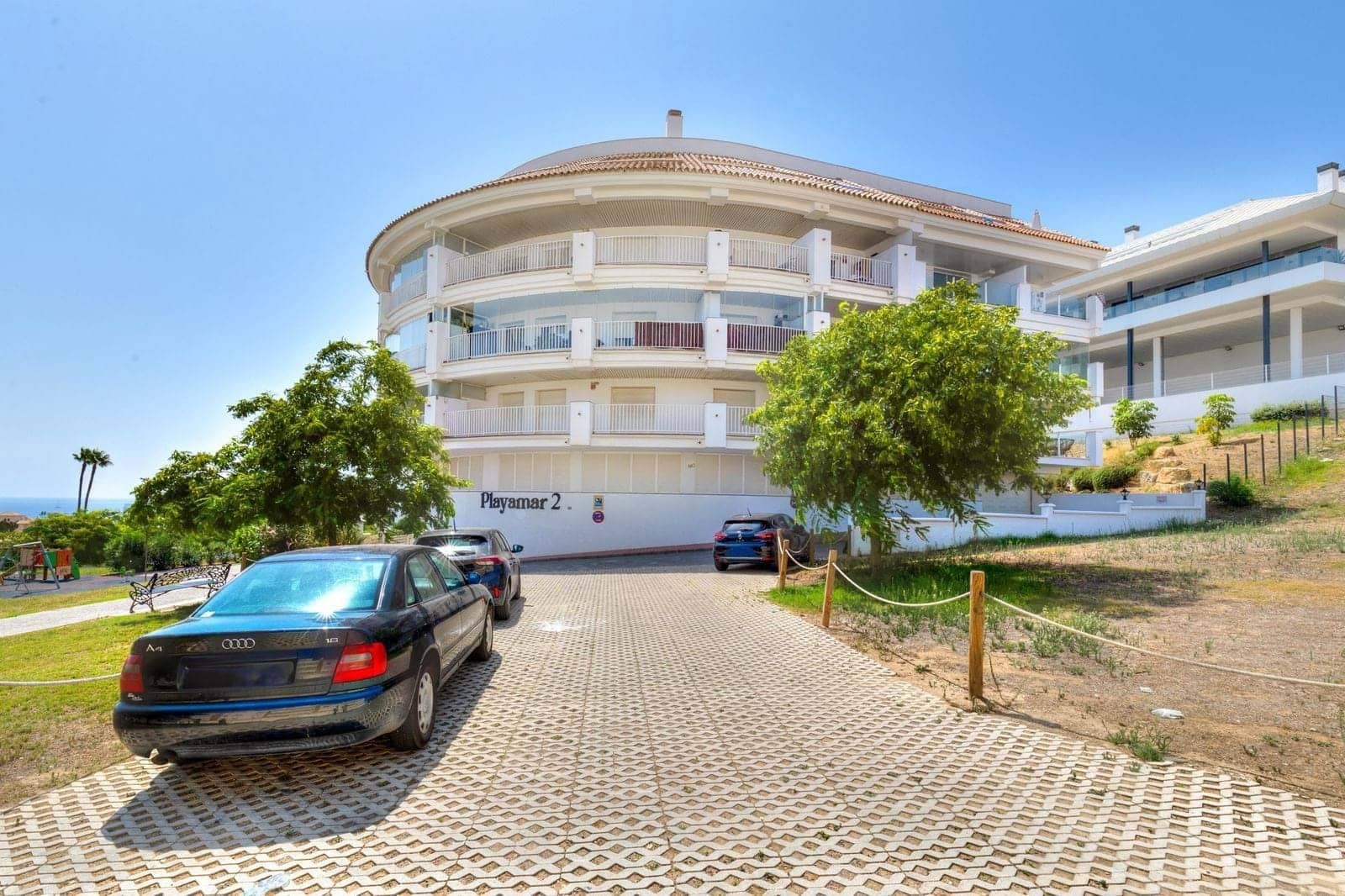 2 makuuhuone Huoneisto myytävänä paikassa Fuengirola mukana 
autotalli - 450 000 € (Ref: 9198341)