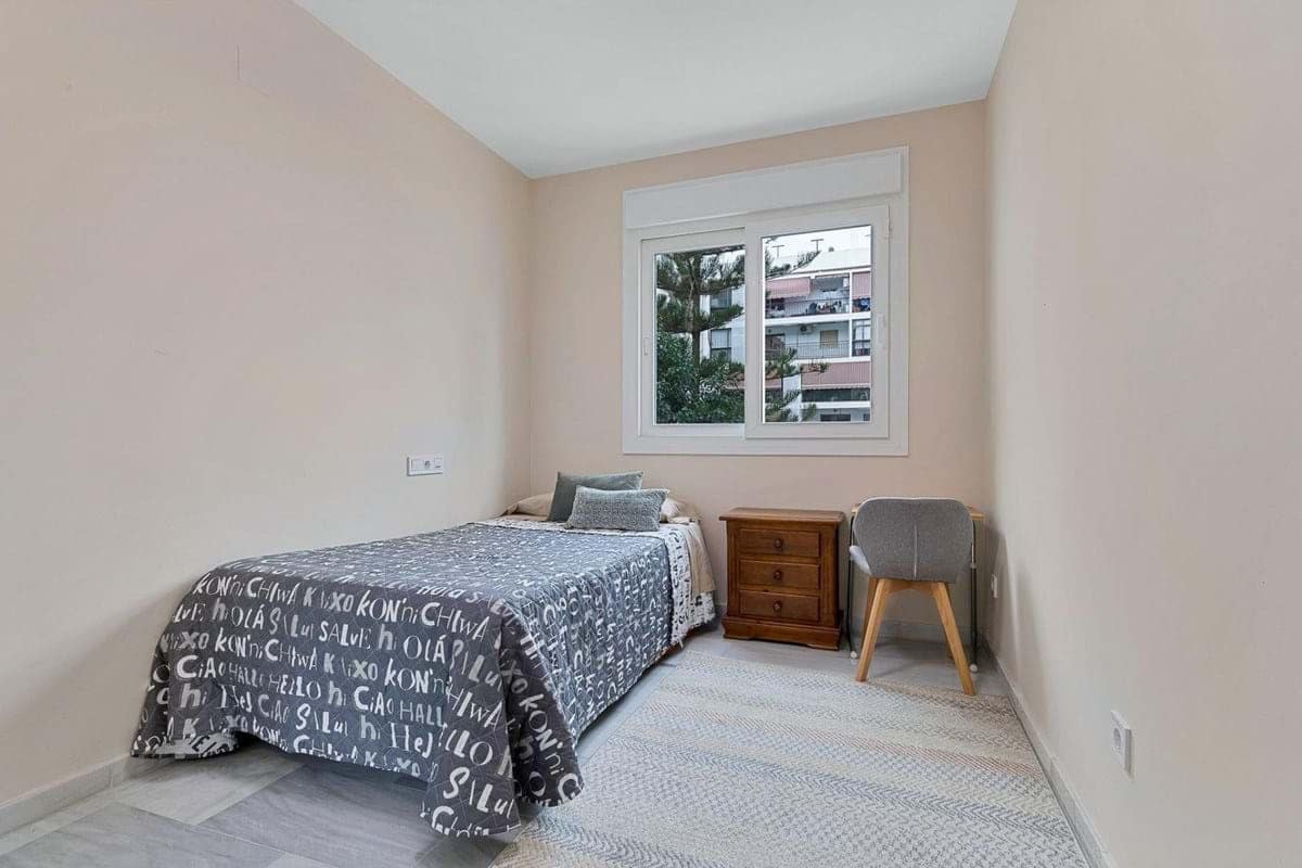 3 bedroom Apartment for sale in Fuengirola - € 445,000 (Ref: 9198342)