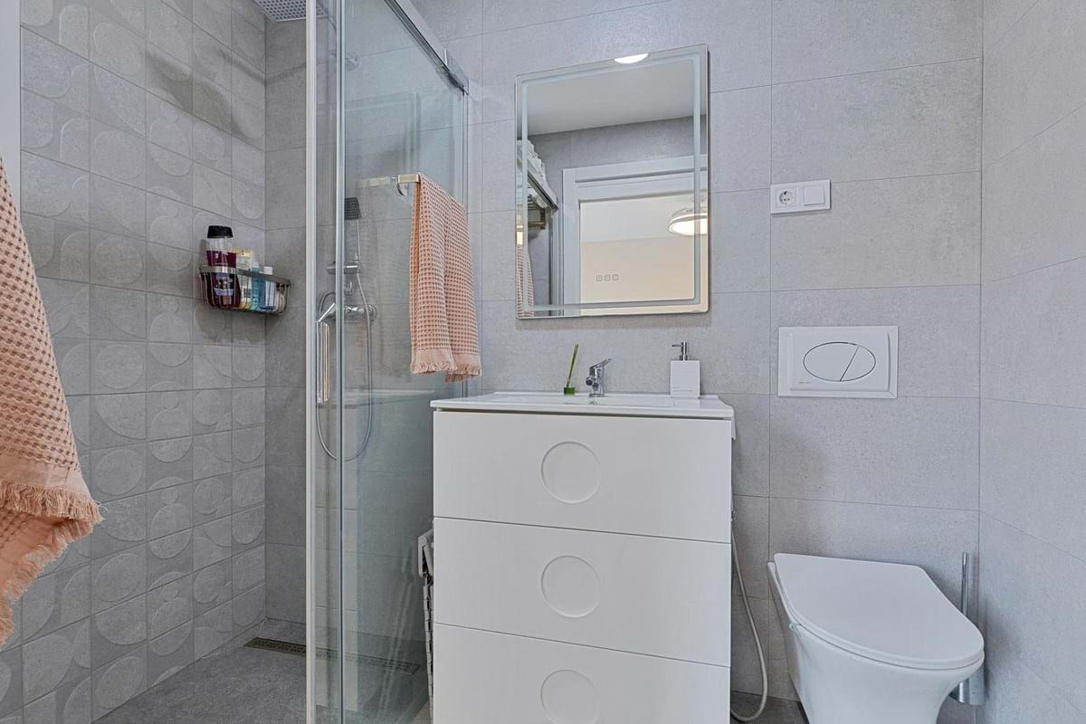 3 bedroom Apartment for sale in Fuengirola - € 445,000 (Ref: 9198342)