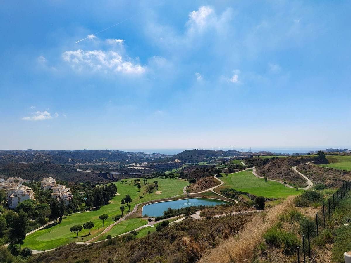 2 bedroom Apartment for sale in Mijas with pool garage - € 690,000 (Ref: 9200226)