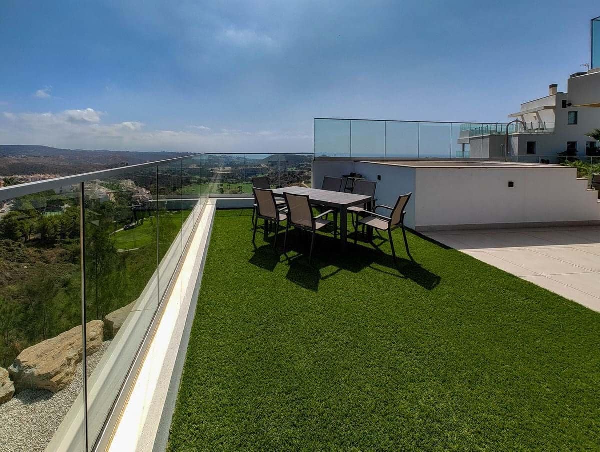 2 bedroom Apartment for sale in Mijas with pool garage - € 690,000 (Ref: 9200226)