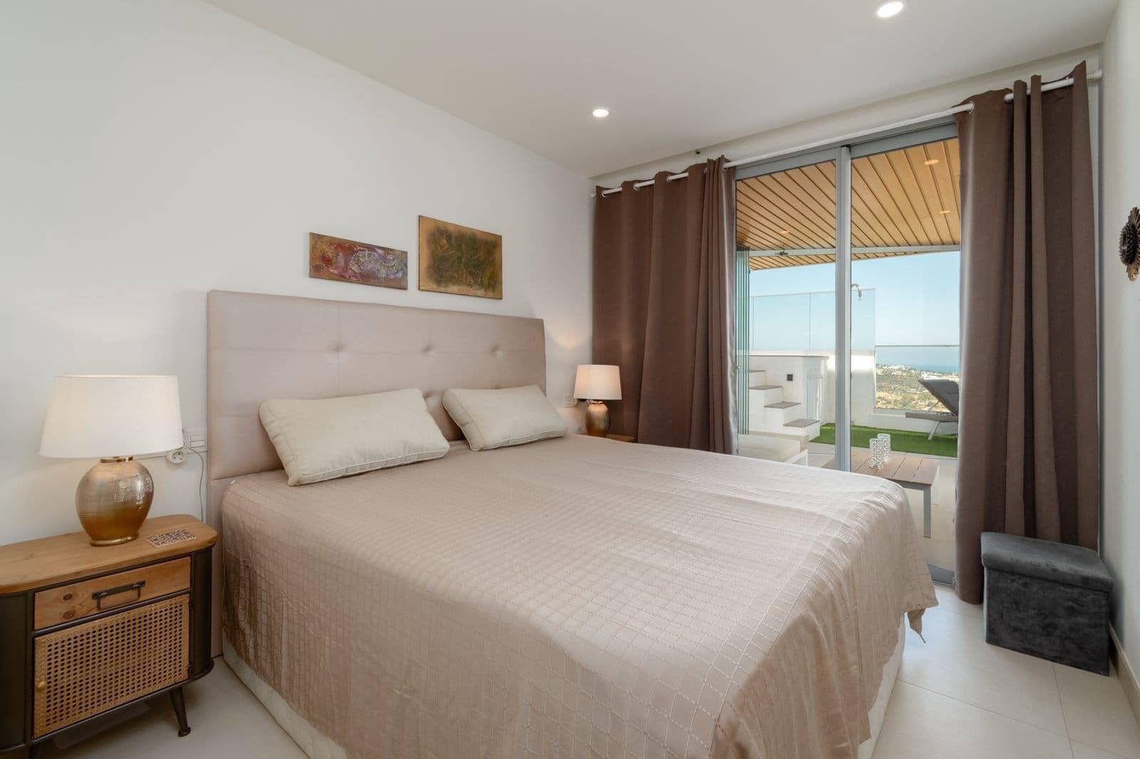 2 bedroom Apartment for sale in Mijas with pool garage - € 690,000 (Ref: 9200226)