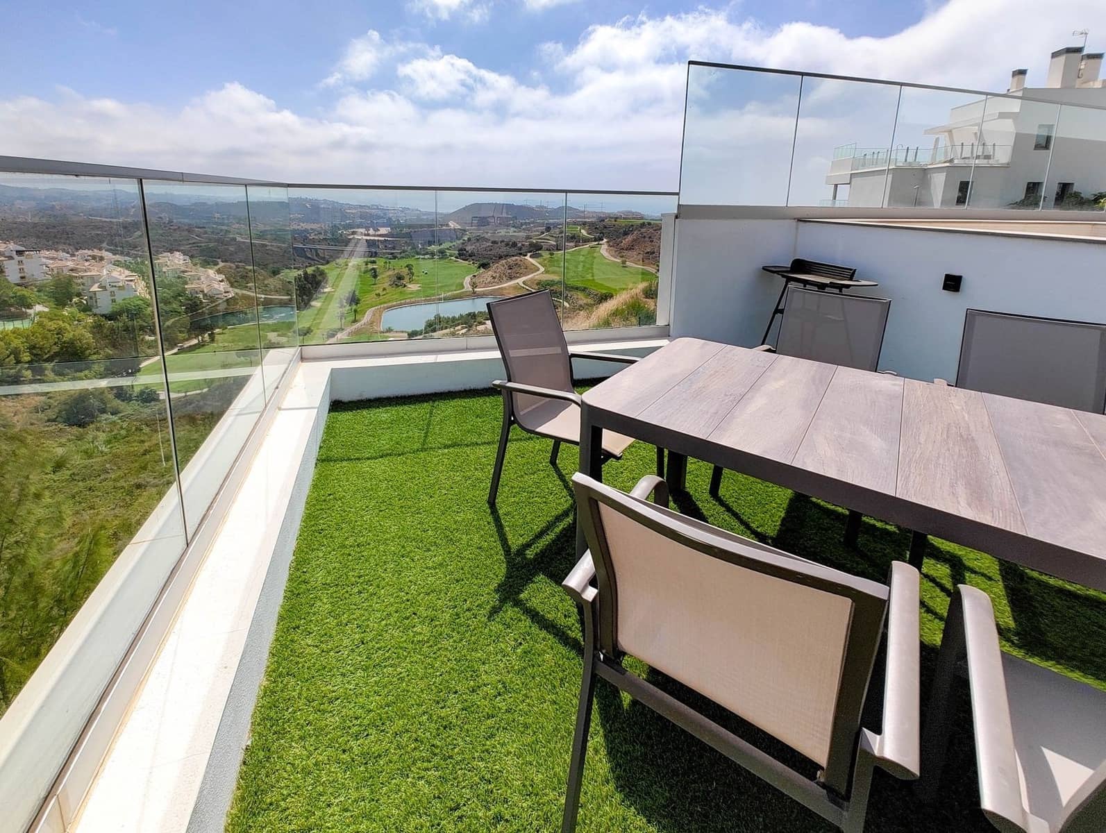 2 bedroom Apartment for sale in Mijas with pool garage - € 690,000 (Ref: 9200226)