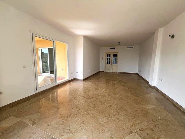 2 bedroom Apartment for sale in Mijas with pool garage - € 349,000 (Ref: 9200228)