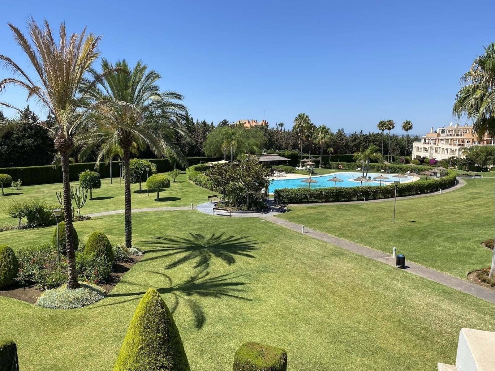 3 bedroom Apartment for sale in New Golden Mile with pool garage - € 475,000 (Ref: 9200230)