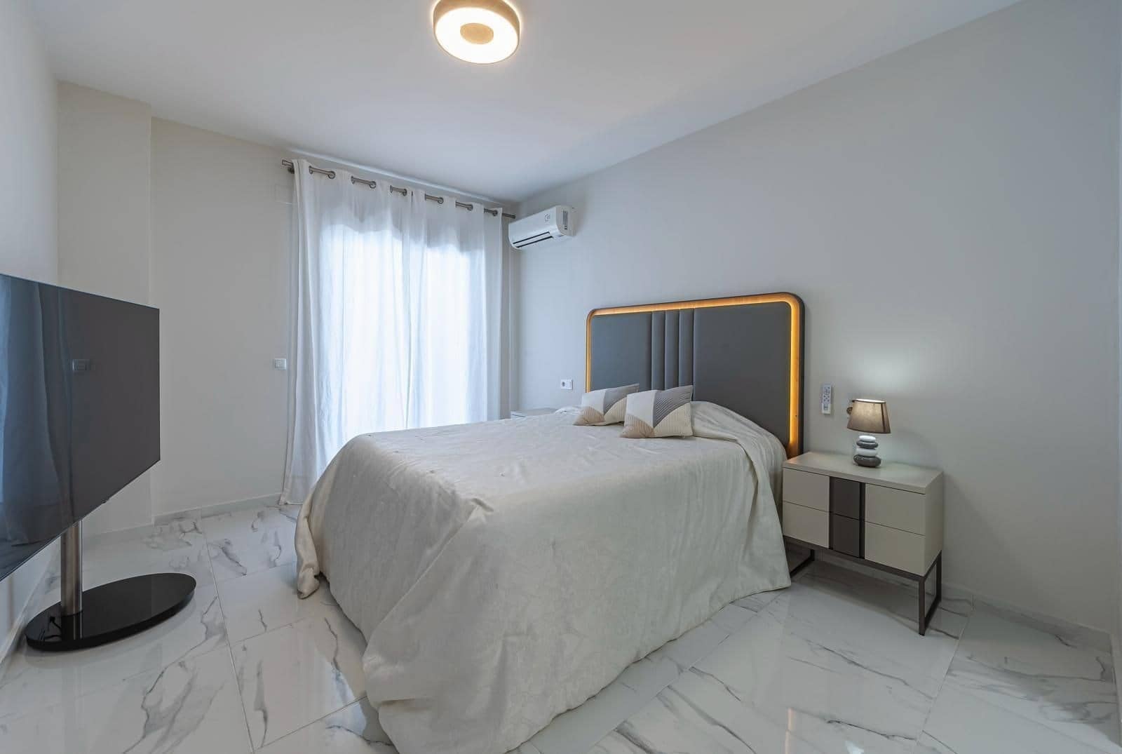 3 bedroom Apartment for sale in Marbella with pool garage - € 735,000 (Ref: 9200231)