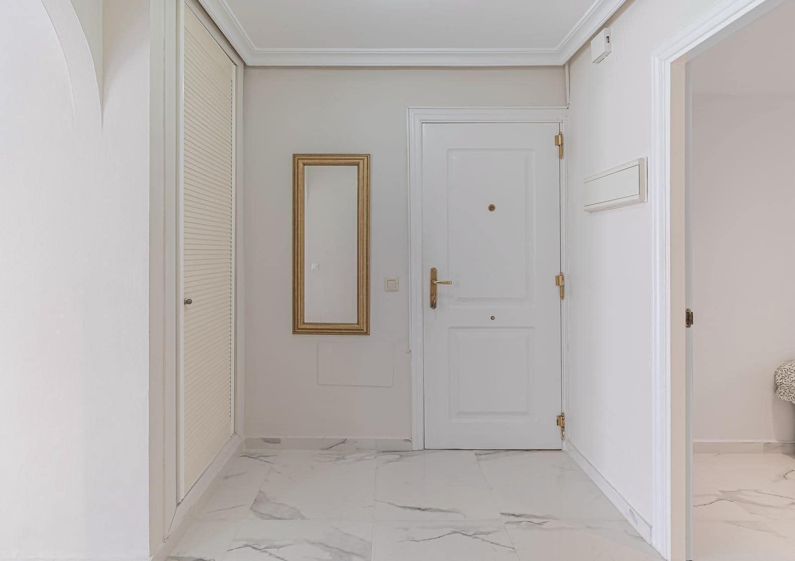 3 bedroom Apartment for sale in Marbella with pool garage - € 735,000 (Ref: 9200231)