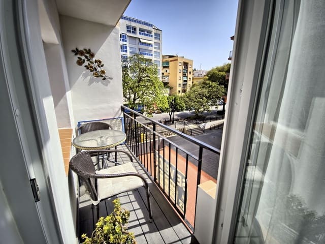 Apartamento de 2 habitaciones en Marbella en venta con piscina - 575.000 € (Ref: 9200233)