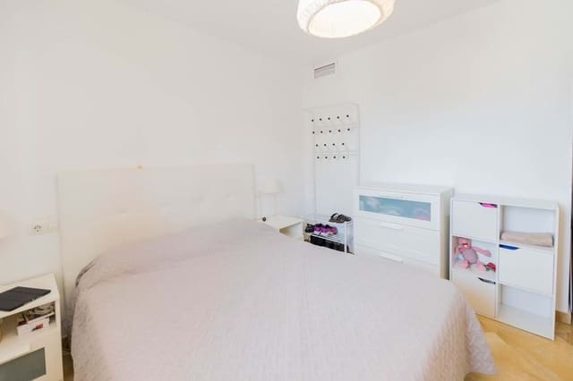 2 bedroom Apartment for sale in Benalmádena with pool garage - € 298,000 (Ref: 9206231)