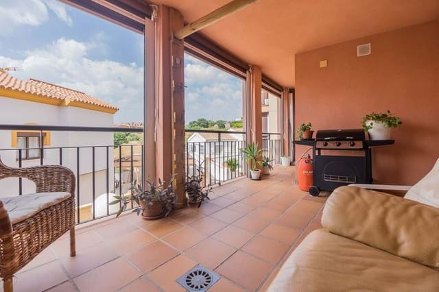 2 bedroom Apartment for sale in Benalmádena with pool garage - € 298,000 (Ref: 9206231)