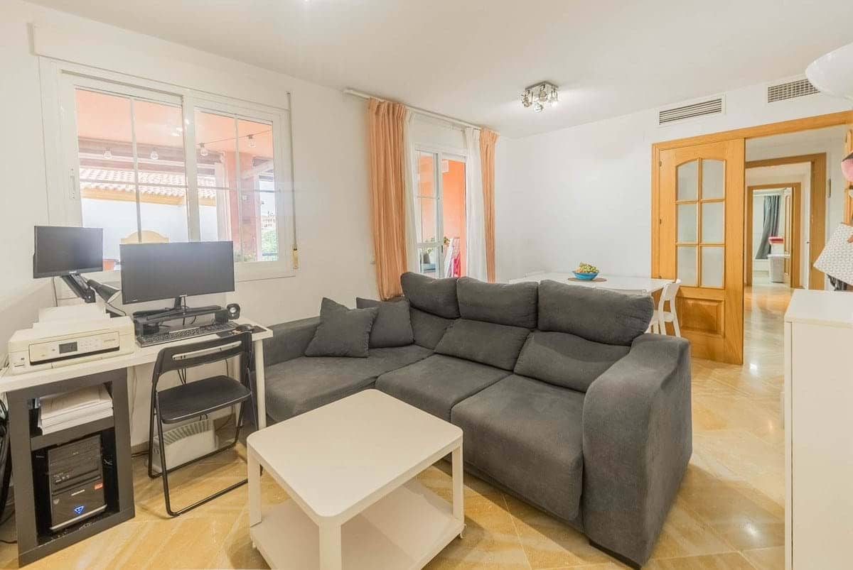 2 bedroom Apartment for sale in Benalmadena with pool garage - € 298,000 (Ref: 9206231)