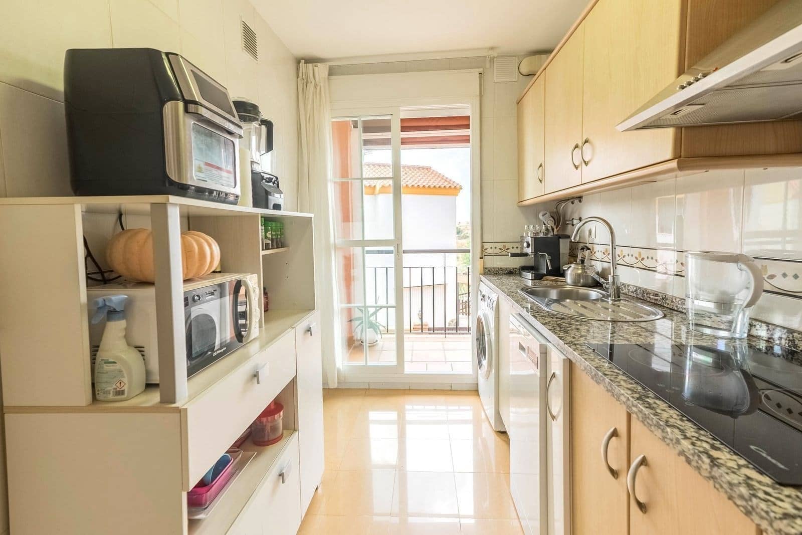 2 bedroom Apartment for sale in Benalmadena with pool garage - € 298,000 (Ref: 9206231)