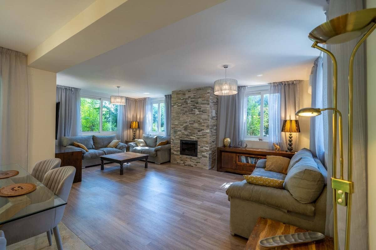 Chalet de 4 habitaciones en Marbella en venta con piscina garaje - 1.350.000 € (Ref: 9207497)