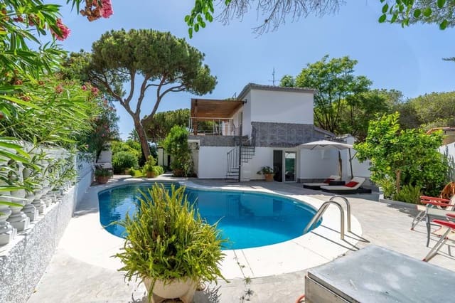 Chalet de 4 habitaciones en Marbella en venta con piscina garaje - 1.350.000 € (Ref: 9207497)
