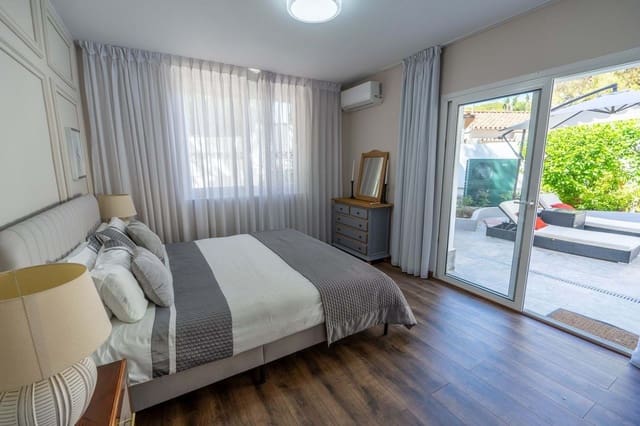 Chalet de 4 habitaciones en Marbella en venta con piscina garaje - 1.350.000 € (Ref: 9207497)