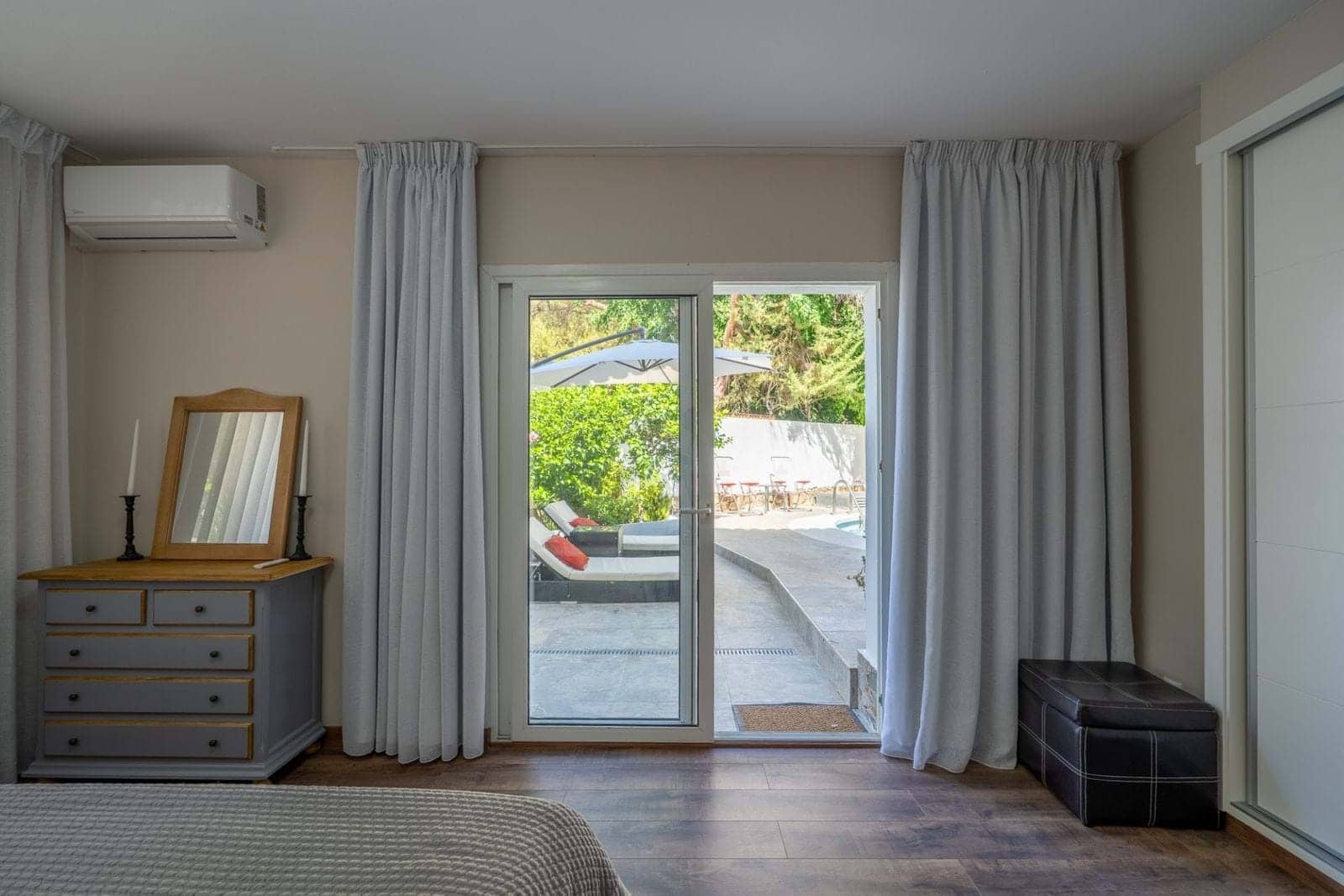 Chalet de 4 habitaciones en Marbella en venta con piscina garaje - 1.350.000 € (Ref: 9207497)