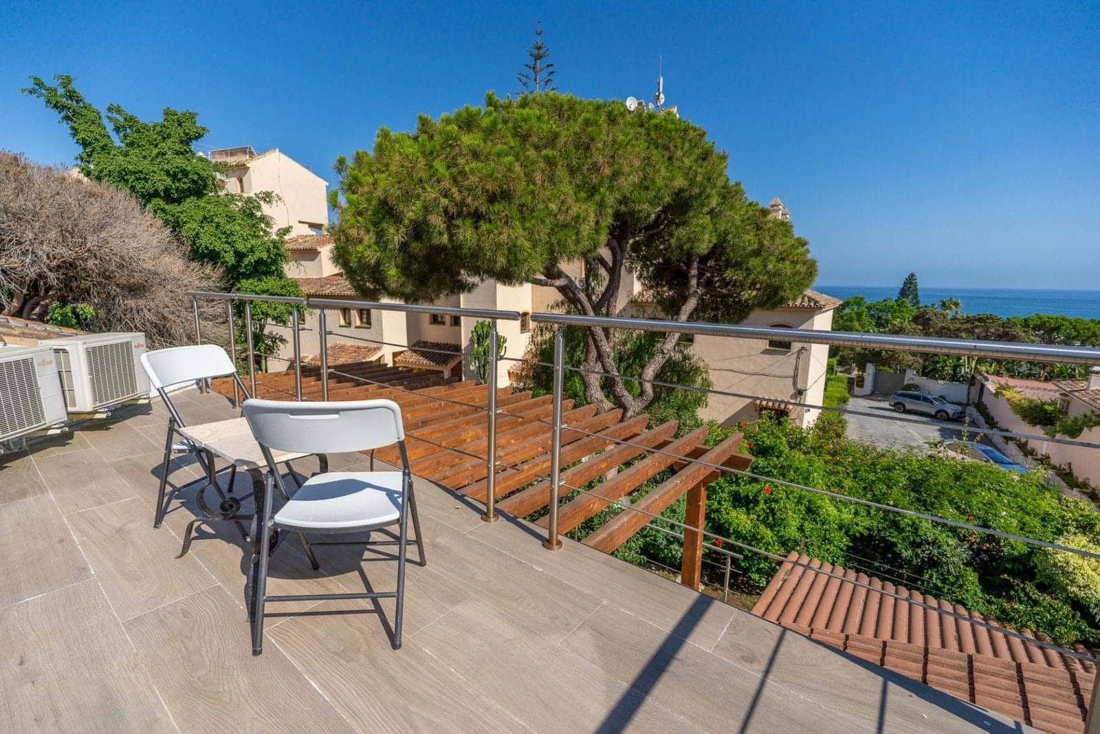 Chalet de 4 habitaciones en Marbella en venta con piscina garaje - 1.350.000 € (Ref: 9207497)