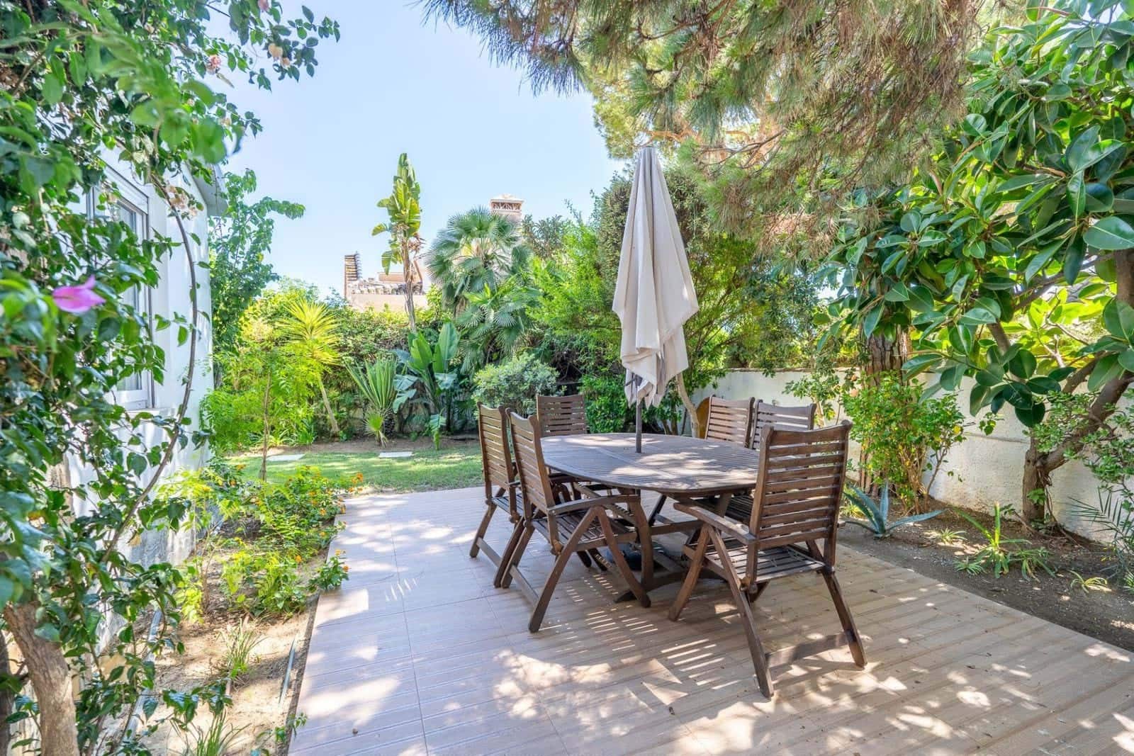 Chalet de 4 habitaciones en Marbella en venta con piscina garaje - 1.350.000 € (Ref: 9207497)