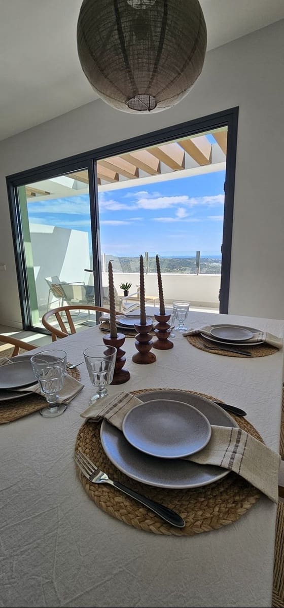 2 bedroom Apartment for sale in La Cala de Mijas with pool garage - € 545,000 (Ref: 9208010)