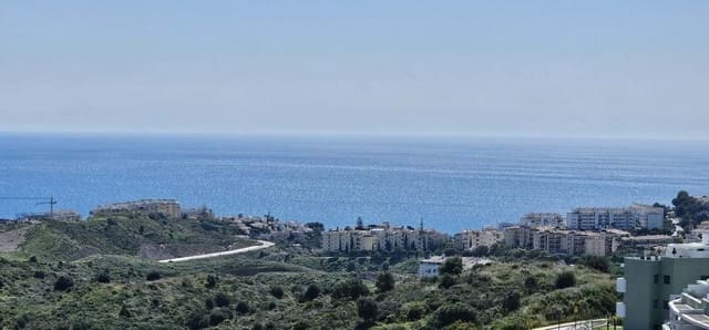 Apartamento de 2 habitaciones en La Cala de Mijas, Mijas en venta con piscina garaje - 545.000 € (Ref: 9208010)