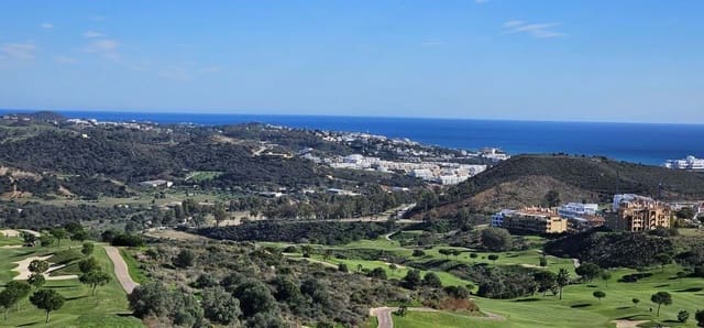 Apartamento de 2 habitaciones en La Cala de Mijas, Mijas en venta con piscina garaje - 545.000 € (Ref: 9208010)