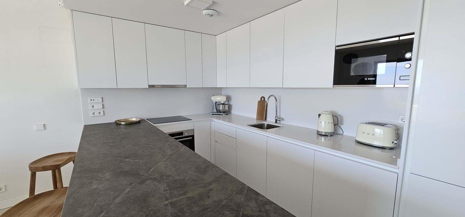 2 bedroom Apartment for sale in La Cala de Mijas with pool garage - € 545,000 (Ref: 9208010)