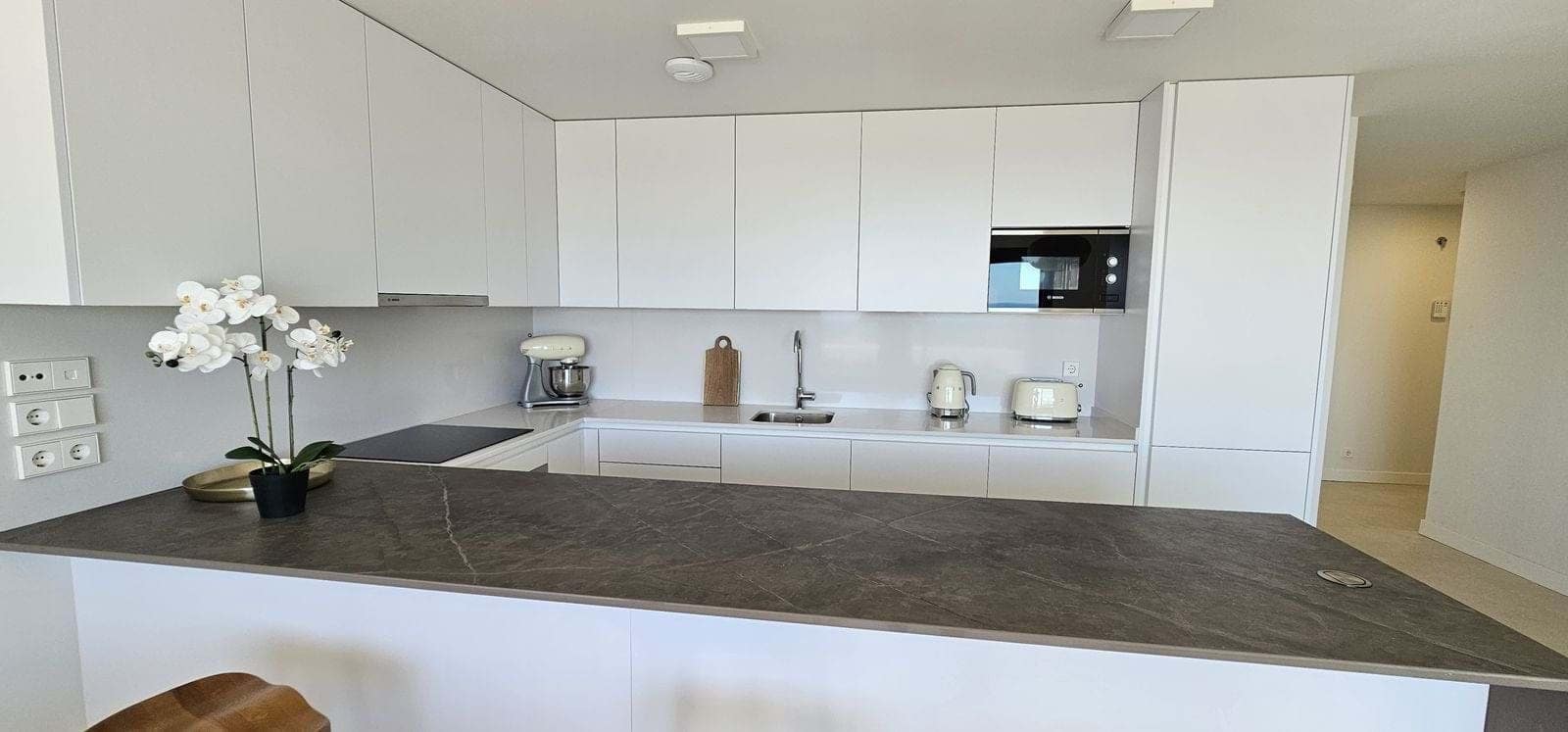 2 bedroom Apartment for sale in La Cala de Mijas with pool garage - € 545,000 (Ref: 9208010)