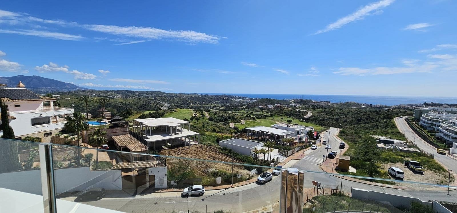 2 bedroom Apartment for sale in La Cala de Mijas with pool garage - € 545,000 (Ref: 9208010)