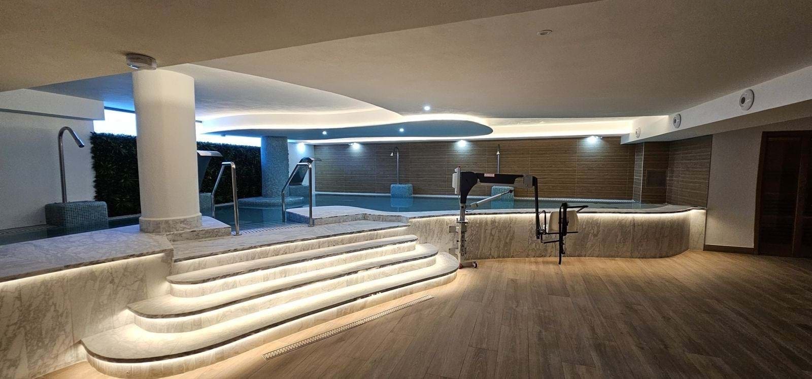 2 bedroom Apartment for sale in La Cala de Mijas with pool garage - € 545,000 (Ref: 9208010)