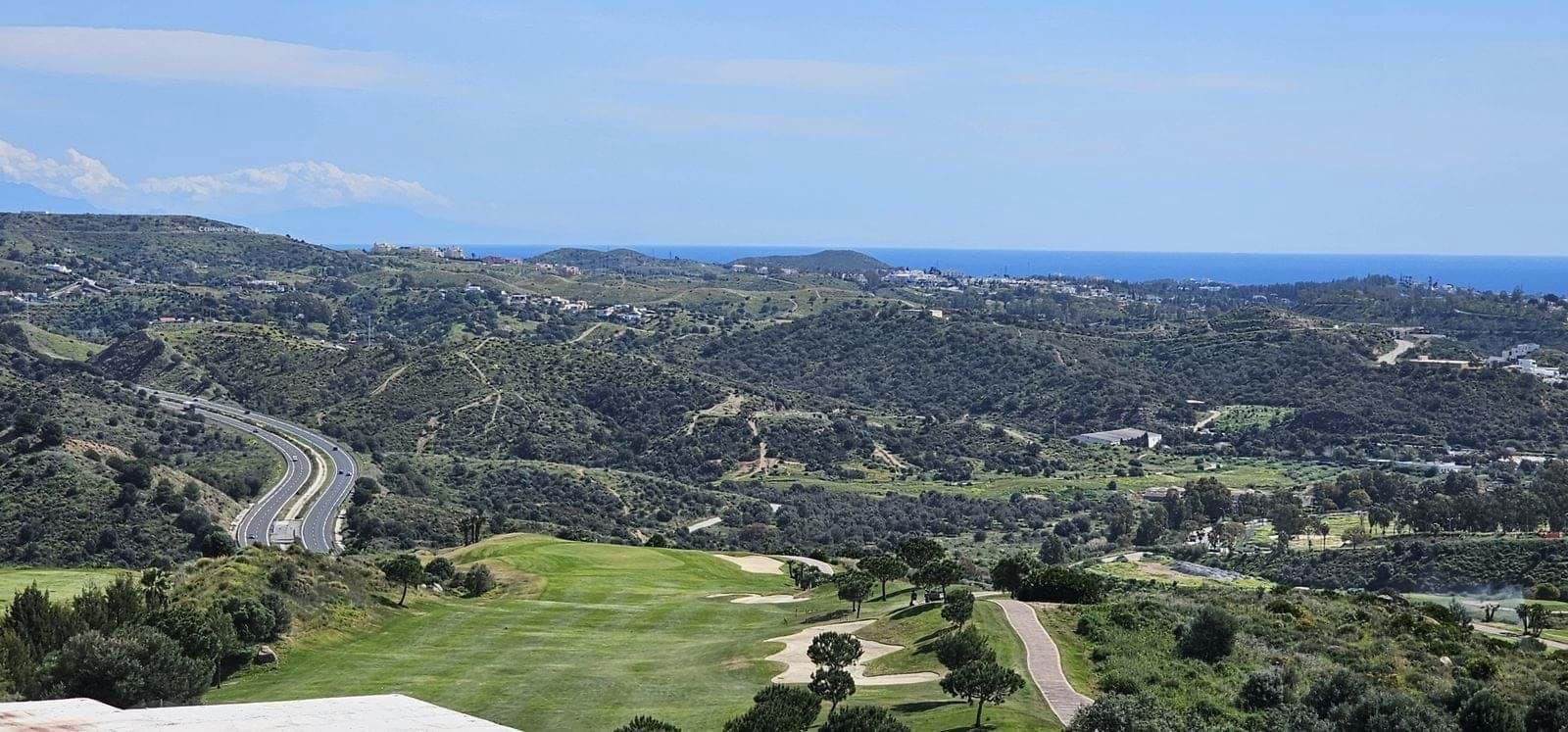 2 bedroom Apartment for sale in La Cala de Mijas with pool garage - € 545,000 (Ref: 9208010)