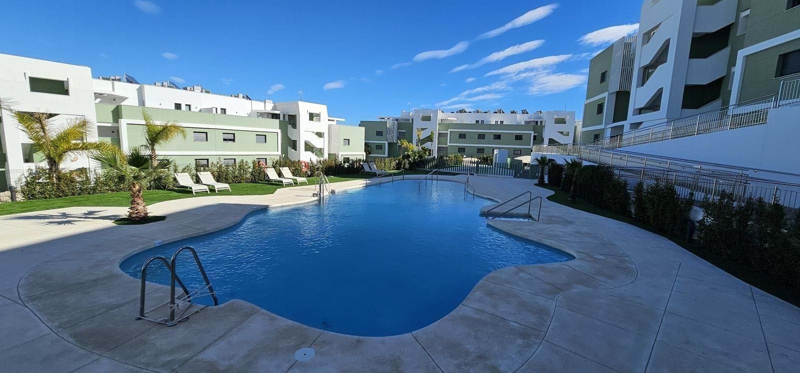 2 bedroom Apartment for sale in La Cala de Mijas with pool garage - € 545,000 (Ref: 9208010)