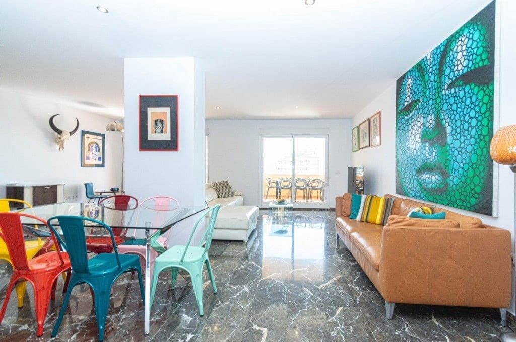 4 makuuhuone Huoneisto myytävänä paikassa Fuengirola mukana uima-altaan 
autotalli - 549 000 € (Ref: 9208062)