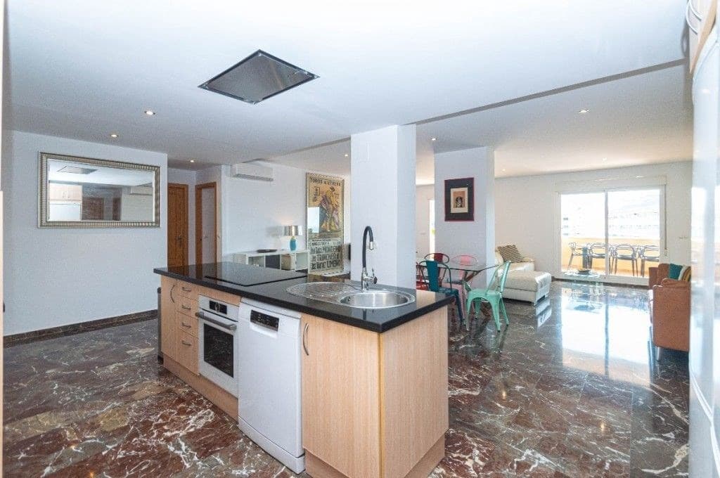 4 makuuhuone Huoneisto myytävänä paikassa Fuengirola mukana uima-altaan 
autotalli - 549 000 € (Ref: 9208062)