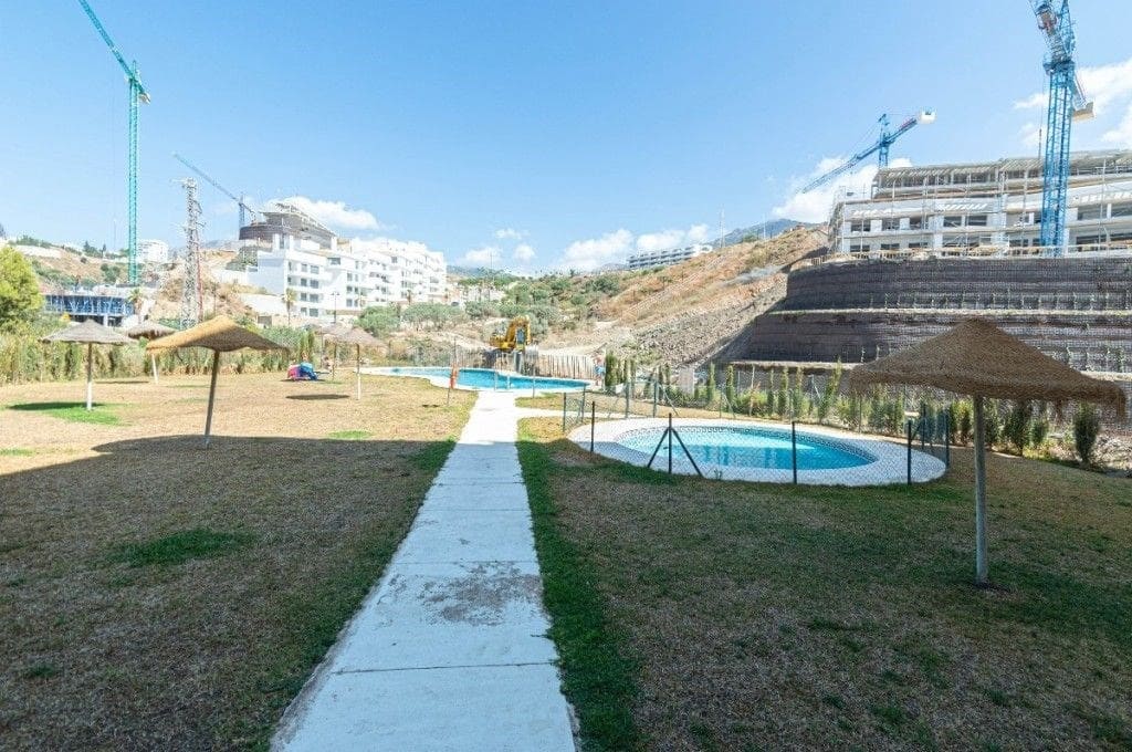 4 makuuhuone Huoneisto myytävänä paikassa Fuengirola mukana uima-altaan 
autotalli - 549 000 € (Ref: 9208062)