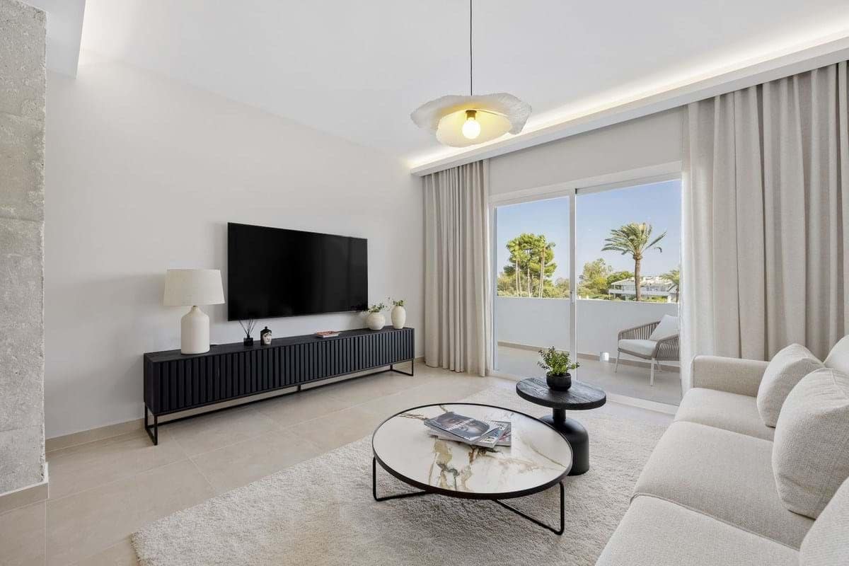 3 bedroom Apartment for sale in Marbella with pool garage - € 690,000 (Ref: 9208063)