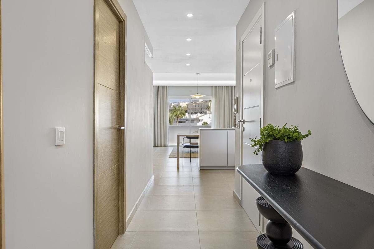 3 bedroom Apartment for sale in Marbella with pool garage - € 690,000 (Ref: 9208063)