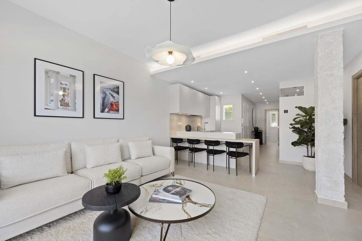 3 bedroom Apartment for sale in Marbella with pool garage - € 690,000 (Ref: 9208063)