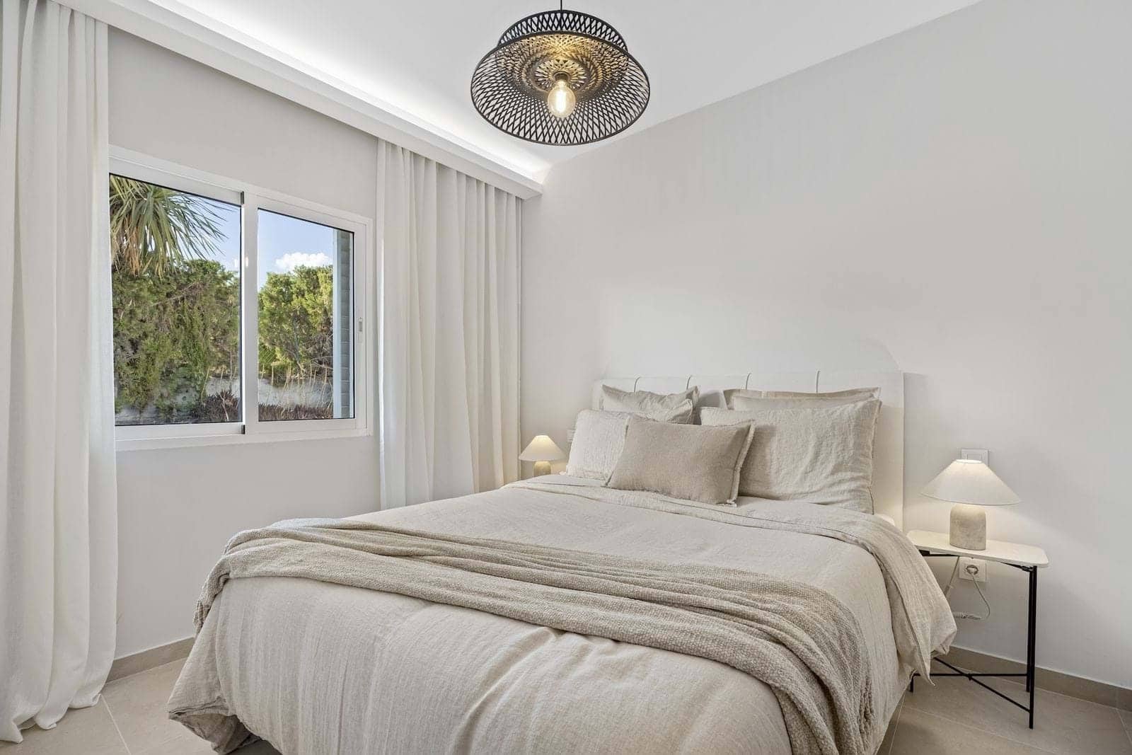 3 bedroom Apartment for sale in Marbella with pool garage - € 690,000 (Ref: 9208063)