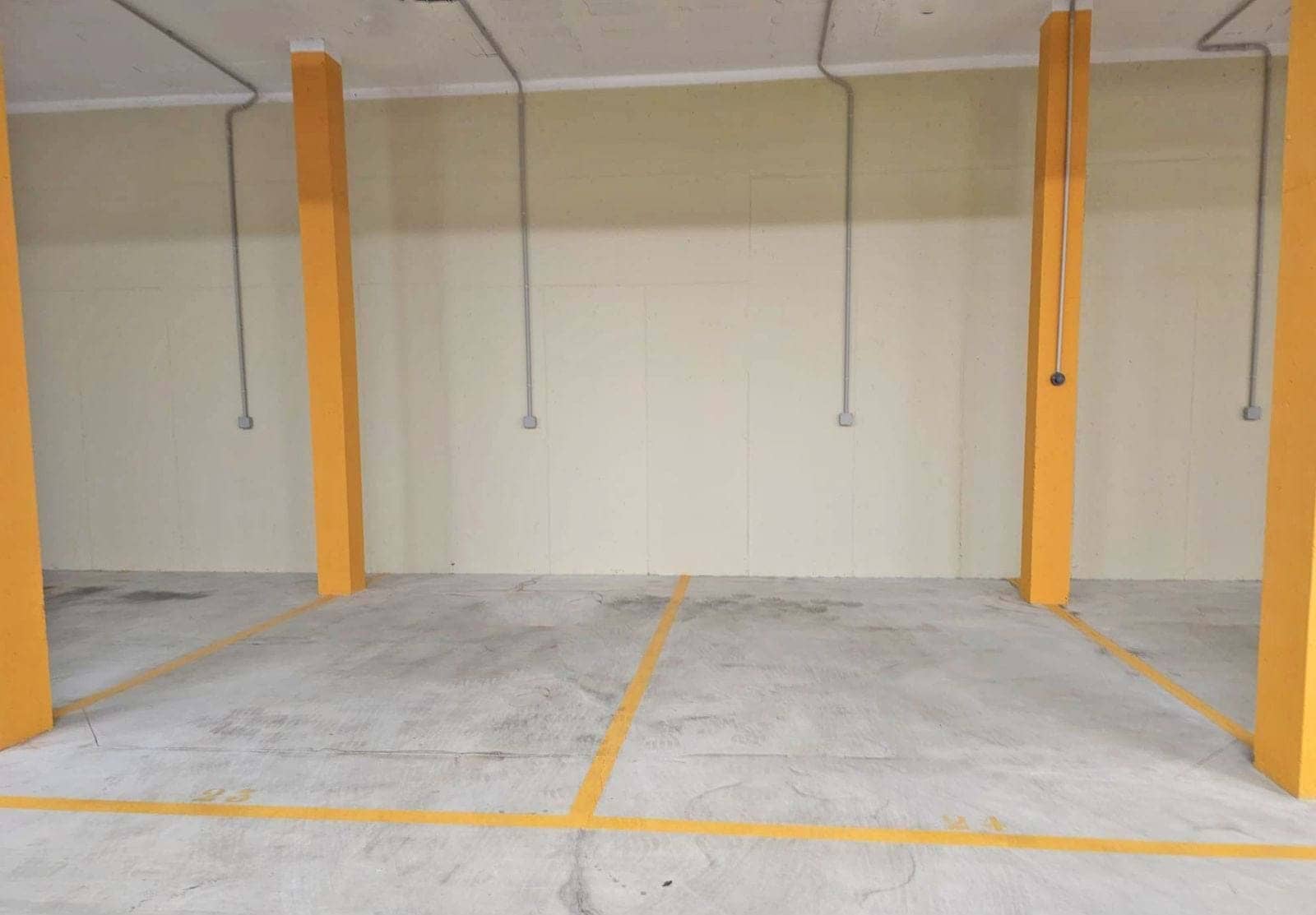 2 bedroom Apartment for sale in Marbella with pool garage - € 999,000 (Ref: 9208064)