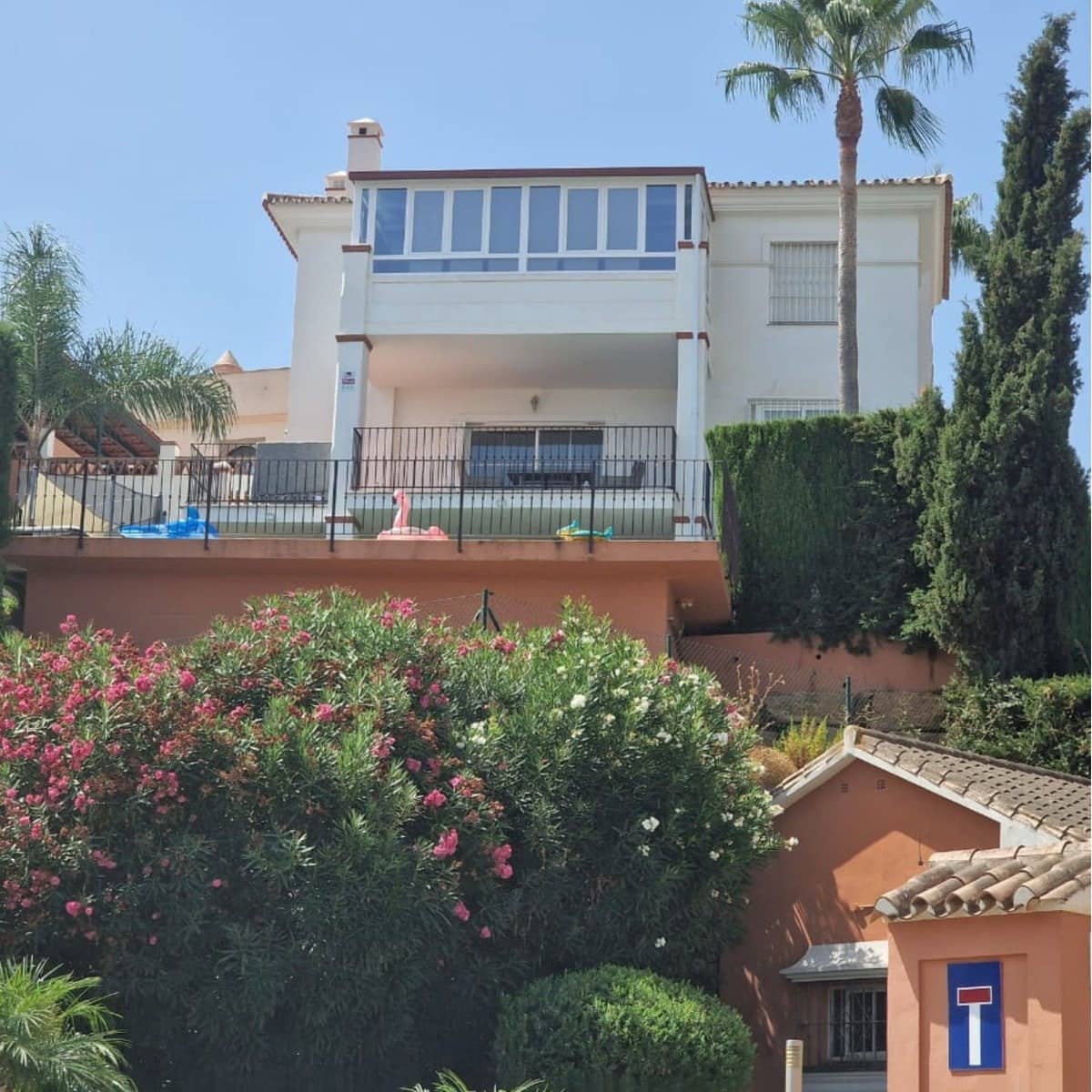 4 soveværelse Villa til salg i Fuengirola med swimmingpool garage - € 975.000 (Ref: 9208066)