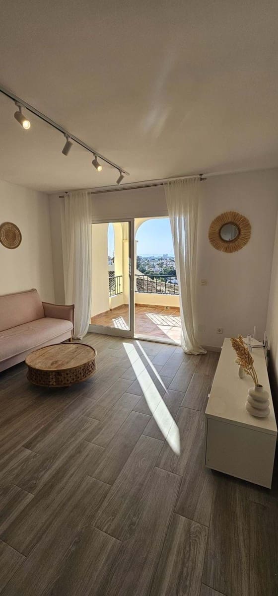 3 bedroom Apartment for sale in Mijas with pool - € 450,000 (Ref: 9208067)