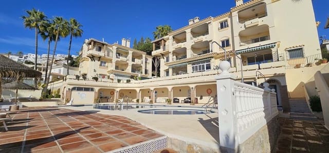 3 bedroom Apartment for sale in Mijas with pool - € 450,000 (Ref: 9208067)