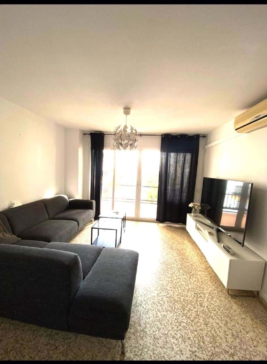 3 bedroom Apartment for sale in Fuengirola with pool - € 315,000 (Ref: 9209052)
