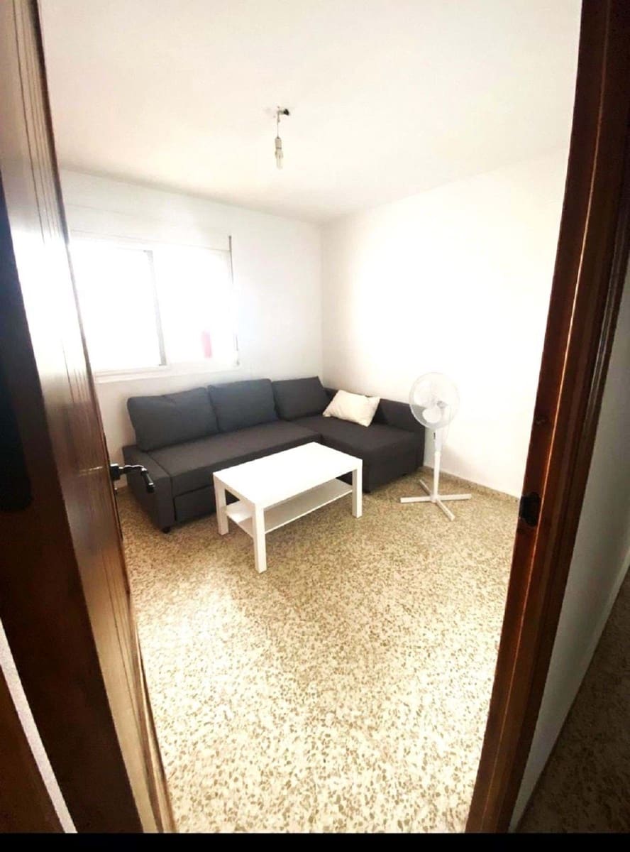 3 bedroom Apartment for sale in Fuengirola with pool - € 315,000 (Ref: 9209052)