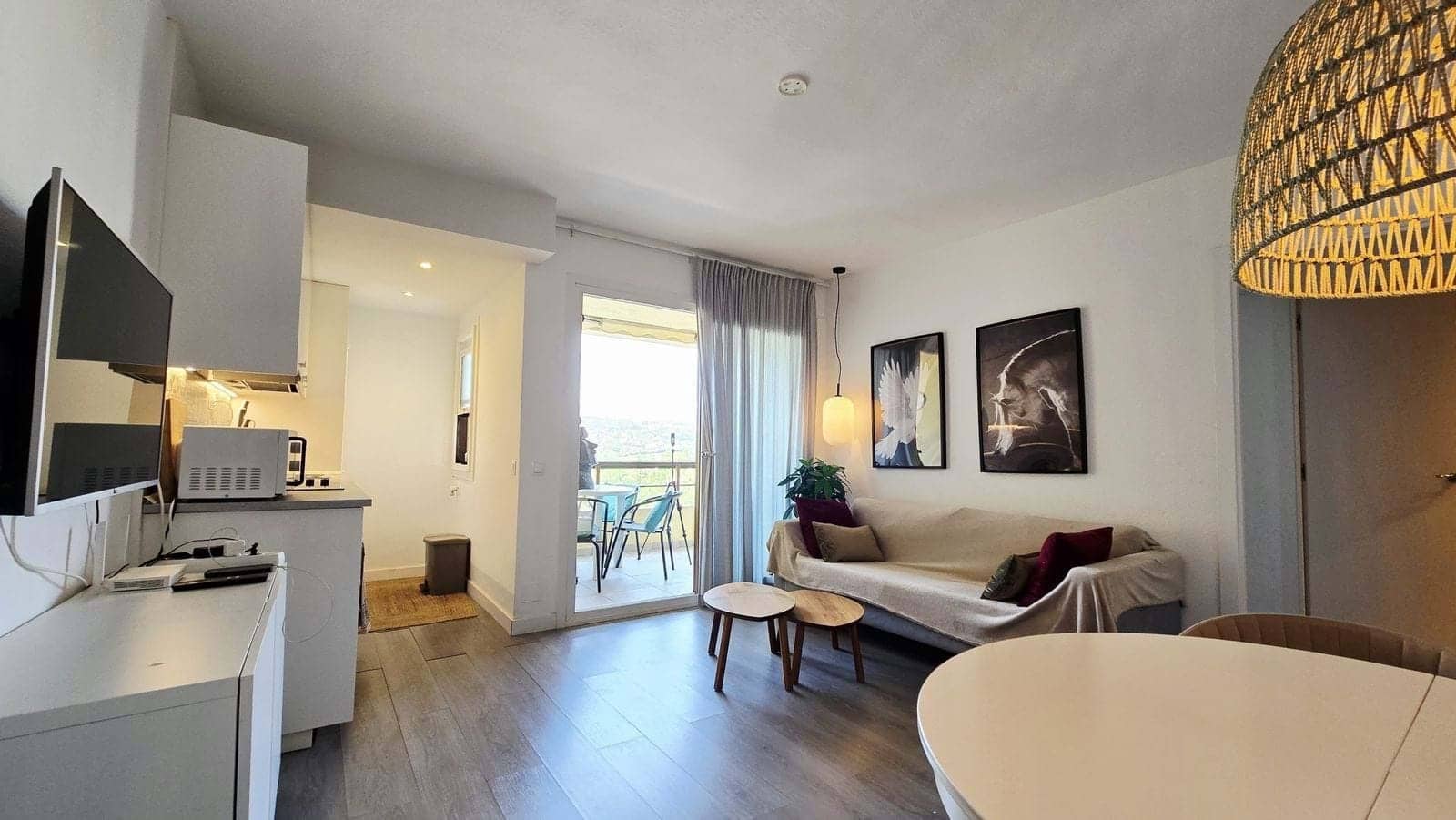 2 bedroom Apartment for sale in Marbella with pool garage - € 349,000 (Ref: 9209351)