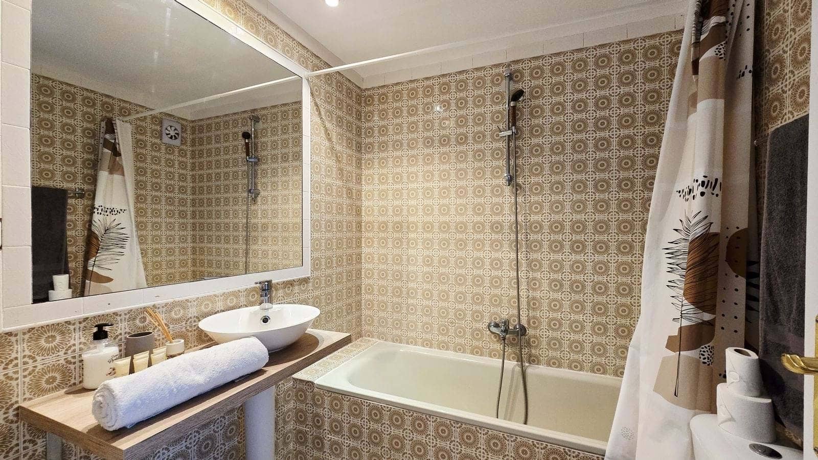 2 bedroom Apartment for sale in Marbella with pool garage - € 349,000 (Ref: 9209351)